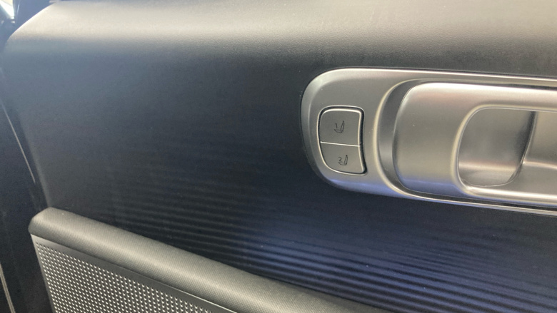 Hyundai IONIQ 6 239kW Ultimate 77kWh 4dr AWD Auto Electric Saloon